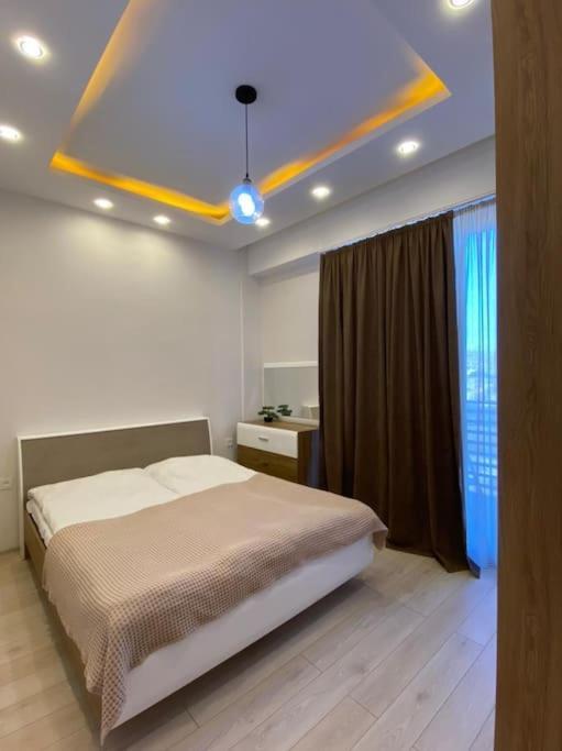 Apartment In The Center Tbilisi Bagian luar foto