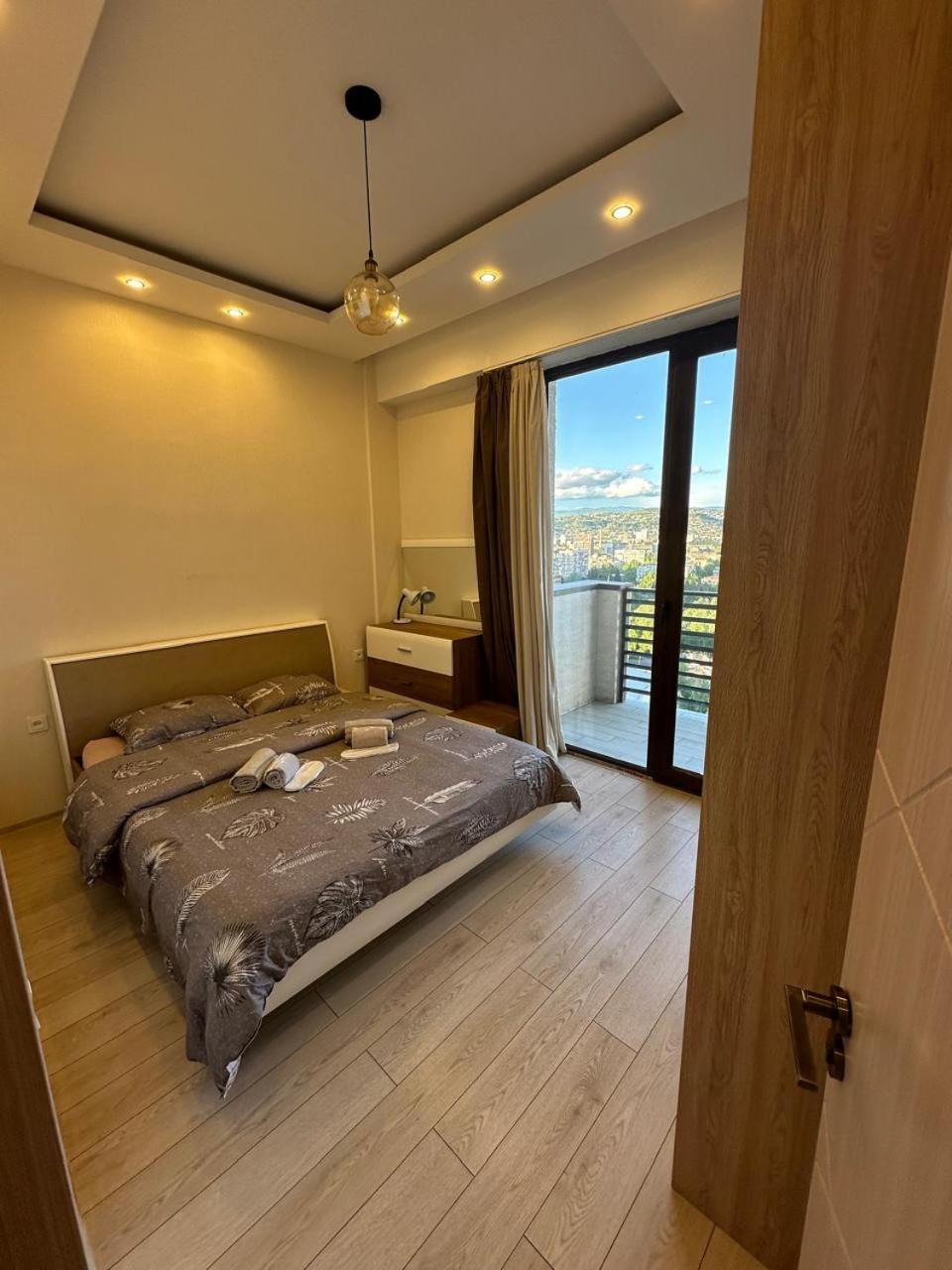 Apartment In The Center Tbilisi Bagian luar foto