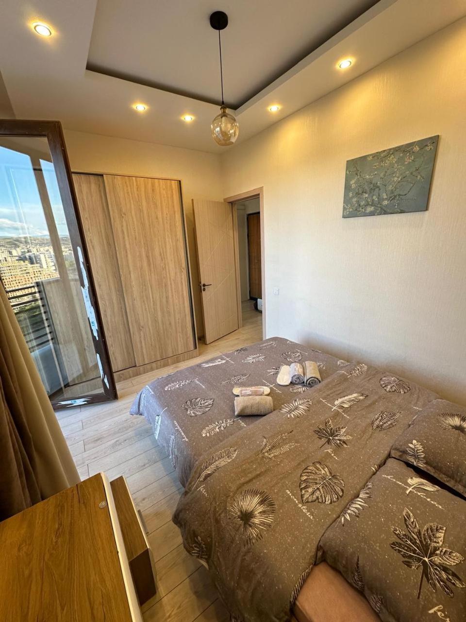 Apartment In The Center Tbilisi Bagian luar foto